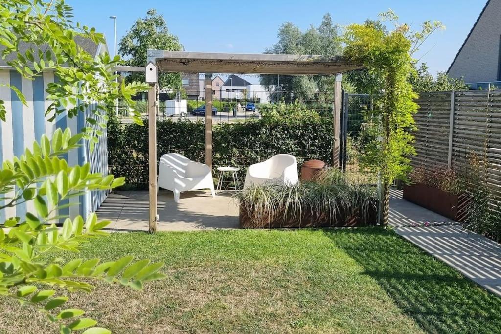 Minus Is Joenus Villa Ostend Exterior photo